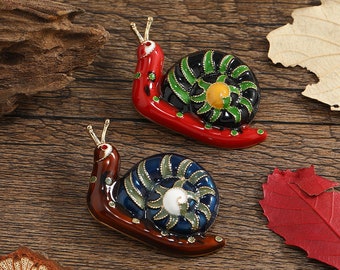 Enamel Snail drawer knobs / Snail cabinet / Gothic Home Decor / Furniture Hardware,Z-958