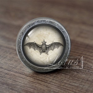 bat—Handmade Vintage Antique Drawer Knobs Pulls Handles/Dresser Knobs Cabinet Pull handles / Furniture Hardware