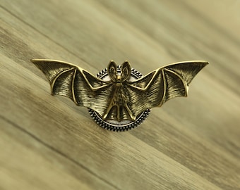 Bronze Bat drawer knobs / bat cabinet / Gothic Home Decor / Animal Shaped drawer knobs / Furniture Hardware,Z-031