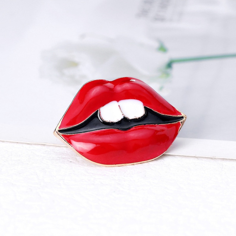 Enamel Red Lips drawer knobs / Red Lips cabinet / Gothic Home Decor / Furniture Hardware,Z-975 image 2