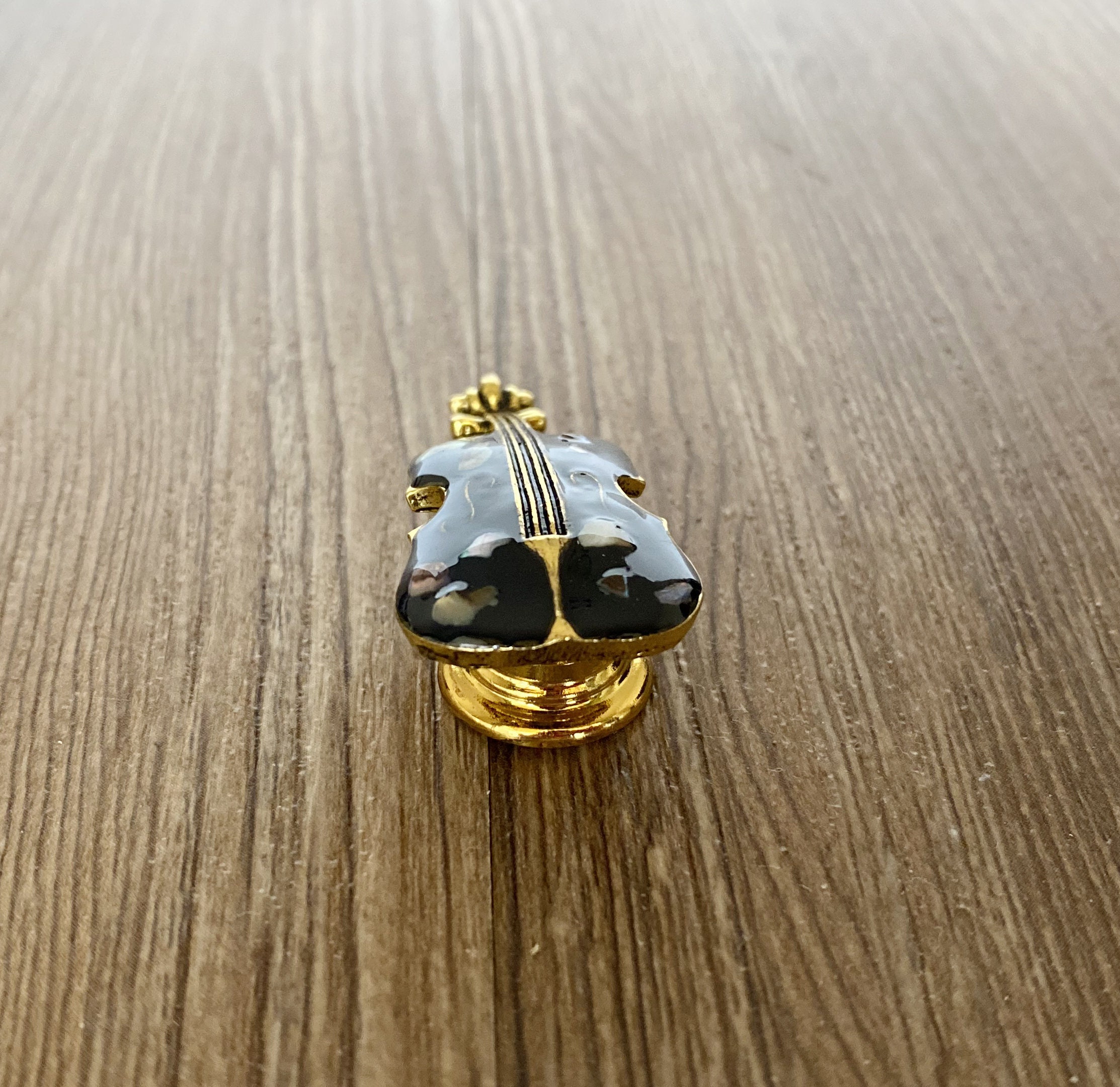 Violin Natural Shell Drawer knobs / Furniture Knobs with Rope Etsy