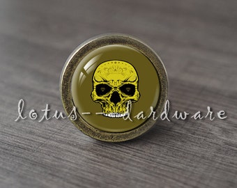 Skull-Handmade Vintage Antique Drawer Knobs Pulls Handles/Dresser Knobs Cabinet Pull handles / Furniture Hardware