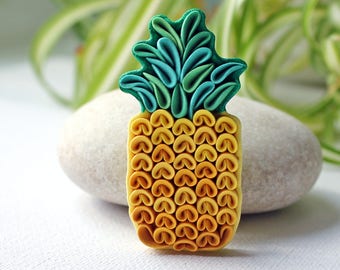 Pineapple brooch pin fruit brooch polymer clay pineapple yellow fruit jewelry tropical jewelry yellow brooch