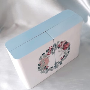 Jewelry wooden  Box for Ladies, memory  Birthday Present Idea, Floral Style Storage Box, Exclusive Christmas Gift, Keepsake box.