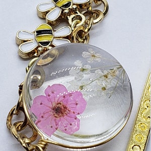 BEE Happy Pink Flower Bees Bookmark / Bee Flower Book Thong /Beaded Bookmark