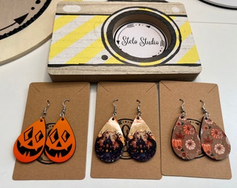 Halloween Earrings, Fall Earrings, Pumpkin Face, Pumpkin Earrings, Haunted House Earrings, Fall Vibes, Trendy Earrings, Halloween Vibes,Fall