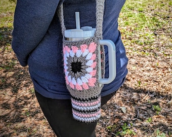 Water bottle bag for Stanley Tumbler - fits 30oz and 40oz cups - crochet granny square purse