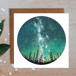 Carte de voeux ciel de forêt