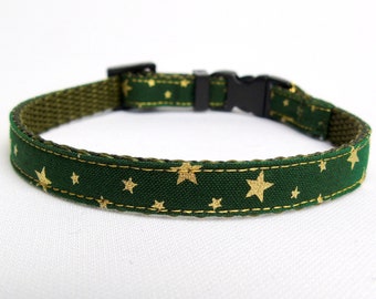 Cat Collar, Kitten Collar, 3 sizes, Breakaway Cat Collar, Quick Release Gold Star on Green Cat Collar, Christmas