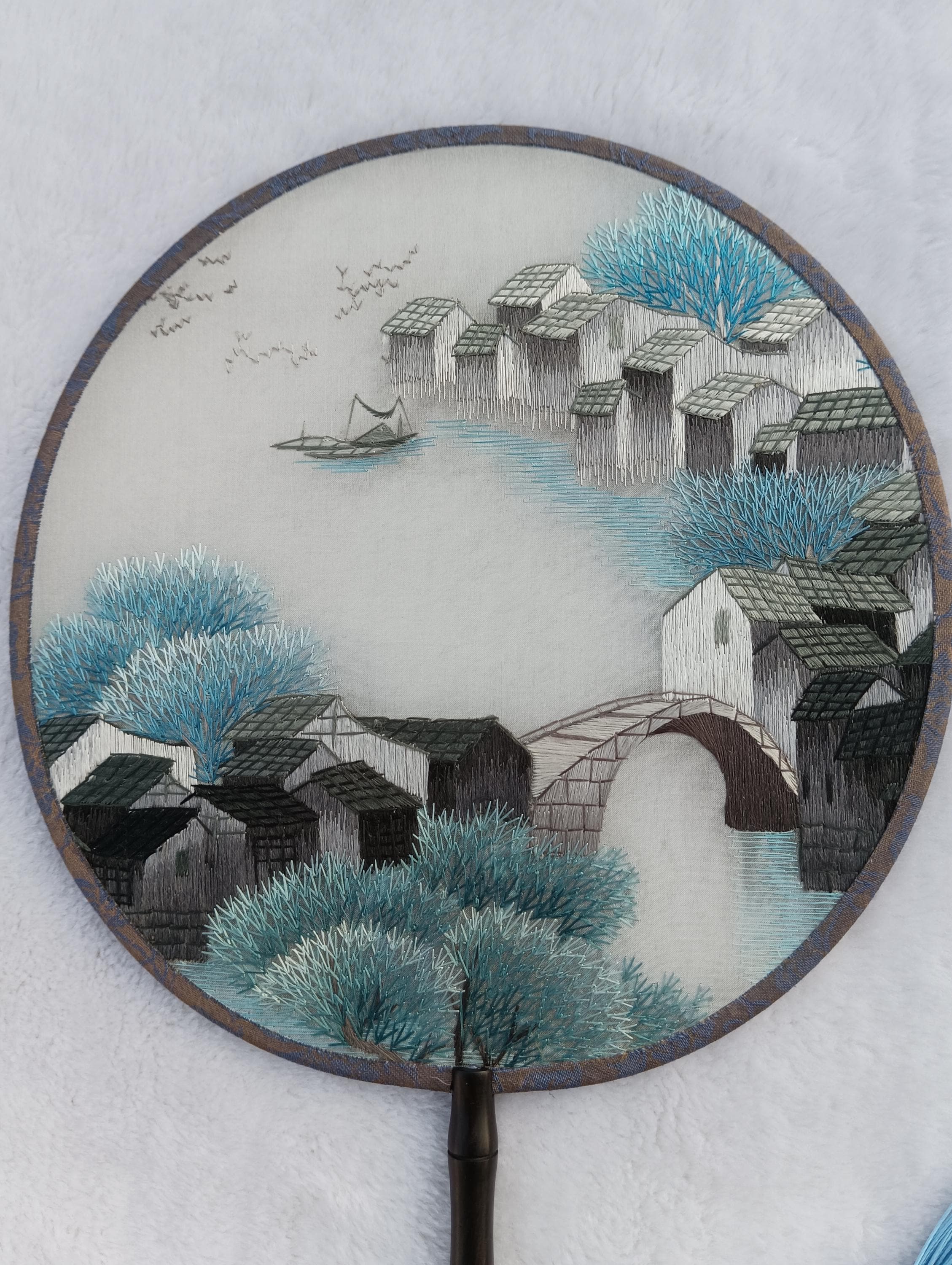 Suzhou Fan Handmade Embroidery Double-sided Chinese Hand Embroidery Art ...
