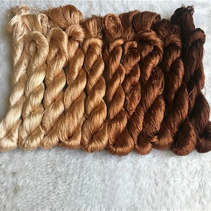 10 écheveaux teints à la main, 100 % couleur marron, fils de soie dentaire naturelle de mûrier pour broderie à la main # 111