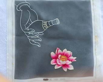 Hand and Lotus embroidery painting Home Decor Exquisite Chinese handmade silk painting wall decor Suzhou Embroidery SIZE 35 X 35 CM