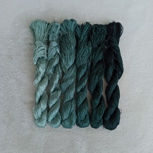 Silkestrådsset 6 nystan | silkestrådsgarn | handfärgat siden | 100 % fint naturligt mullbärssiden | För handbroderi korsstygn #52