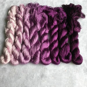 Suzhou Broderie soie Soie | 8 écheveaus teints à la main 100% naturel mûrier fils de soie violet pour broderie à la main soie pure soie véritable#28
