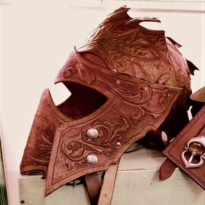 Leather helmet - handmade high quality larp accessory leaf warrior armor helm gladiator custom medieval fantasy cosplay costume