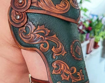 Green Leather Spaulder: Custom Leaf-Decorated Larp Cosplay Armor