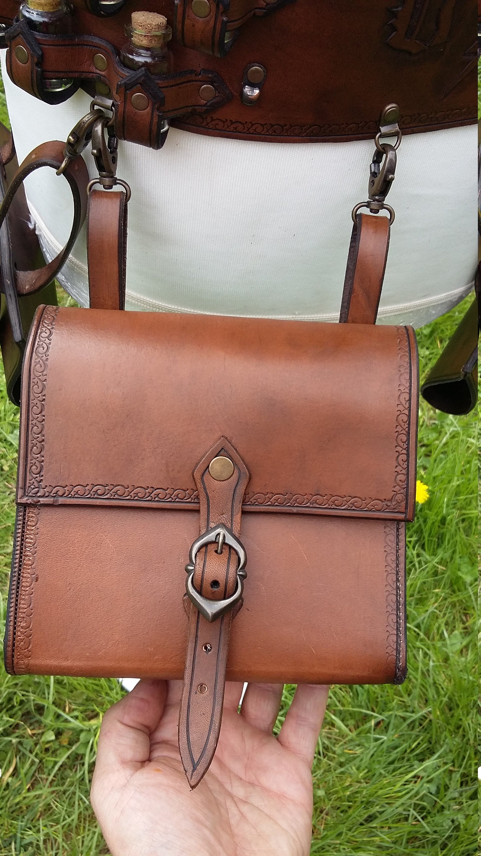 Alchemist's Leather Kit - Belt With Potion Holders + 2 Bags
