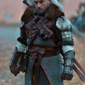 Handmade Leather Witcher Armor: Geralt of Rivia, Bear / Ursine School Armor Accessories Iron Chainmail