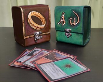 Porta carte personalizzato - deck box 100+ carte mazzo Magic The Gathering / Pokemon / Poker in cuoio