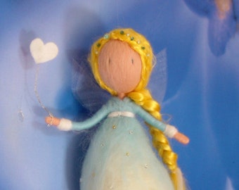 Wool fairy "heart on hand"-...