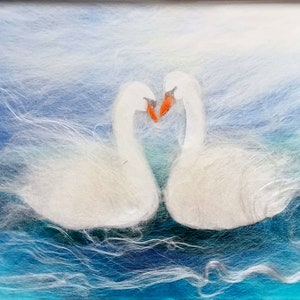 tableau en laine : couple de cygnes image 3