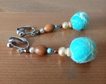 Wool and pearl earrings