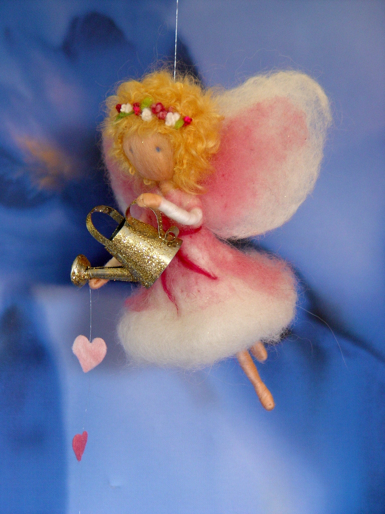 Petite Fée Qui Arrose de Tendresse...