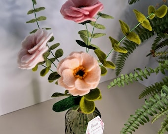 Strauß aus Filzwollblumen