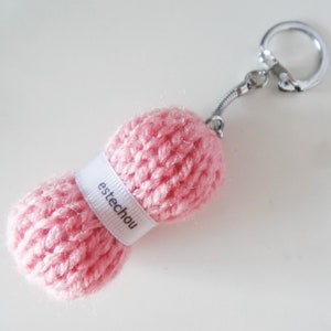 Porte-clés pelote de laine, noces de laine, 7 ans de mariage, noces de coton image 6