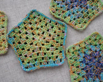 Crochet star coasters Multicolor Chunky knitted coasters Batik style coasters Rainbow Boho table decor Tight knit coasters Celestial coaster