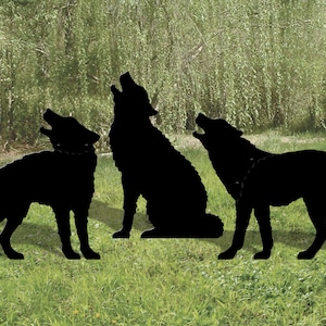 3 All-weather Yard Wolves