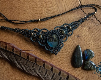 macrame labradorite choker necklace with labradorite and brass beads / black and blue thread