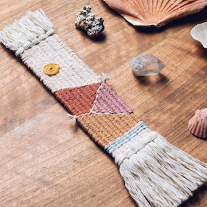 Woven bookmark in seaside tones
