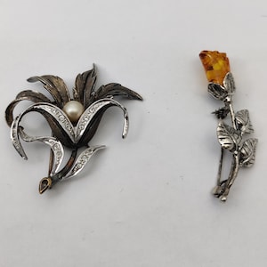 vintage brooch in solid silver and semi-precious stone