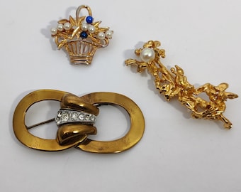 ETA 2512 : Tige + couronne dorée. Longueur 8,2mm ETA 2512 : Tige + couronne dorée. Longueur 8,2mm