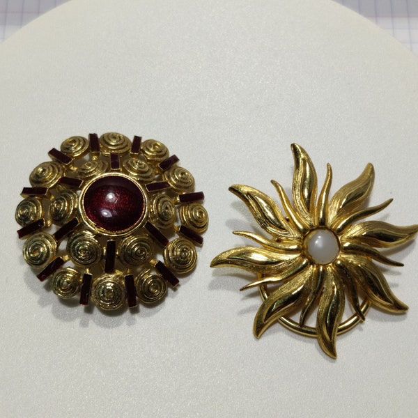 signée ORENA Paris broche vintage rouge et bague à foulard blanc