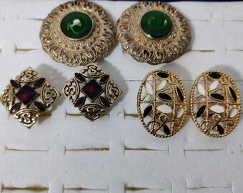 Boucles D'oreilles Pendantes Années 1980 - Métal Doré émail Cloisonné Motifs Lune Et Canard - Dormeuses