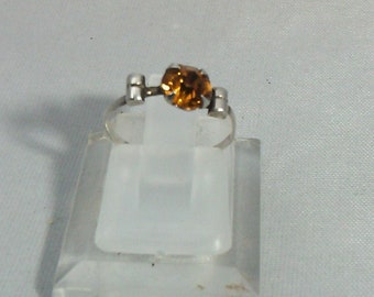 vintage ring crafted round cabochon yellow amber citrine on solid silver