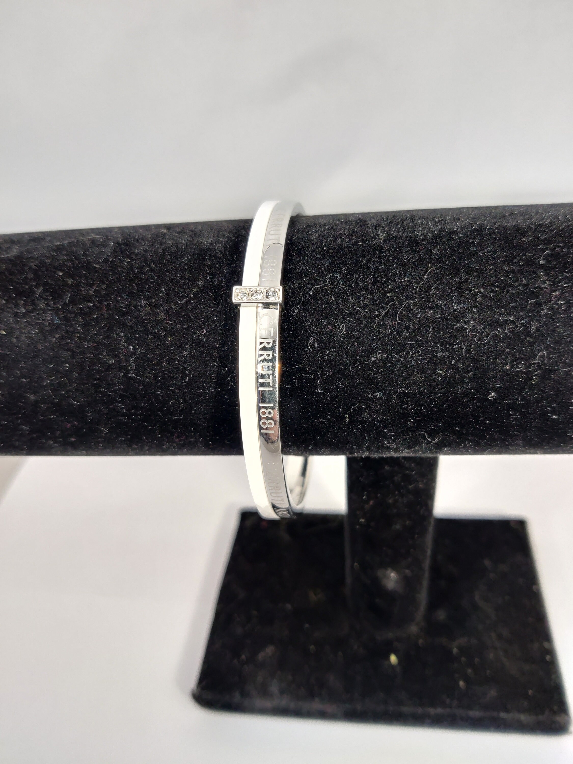 Signed CERRUTI 1881 Bangle Bracelet in Silver Metal, White Ceramic