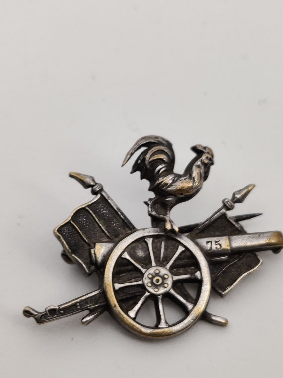 Vintage Ancienne Broche Course de Chars Métal Argenté Collection Cheval Bijoux