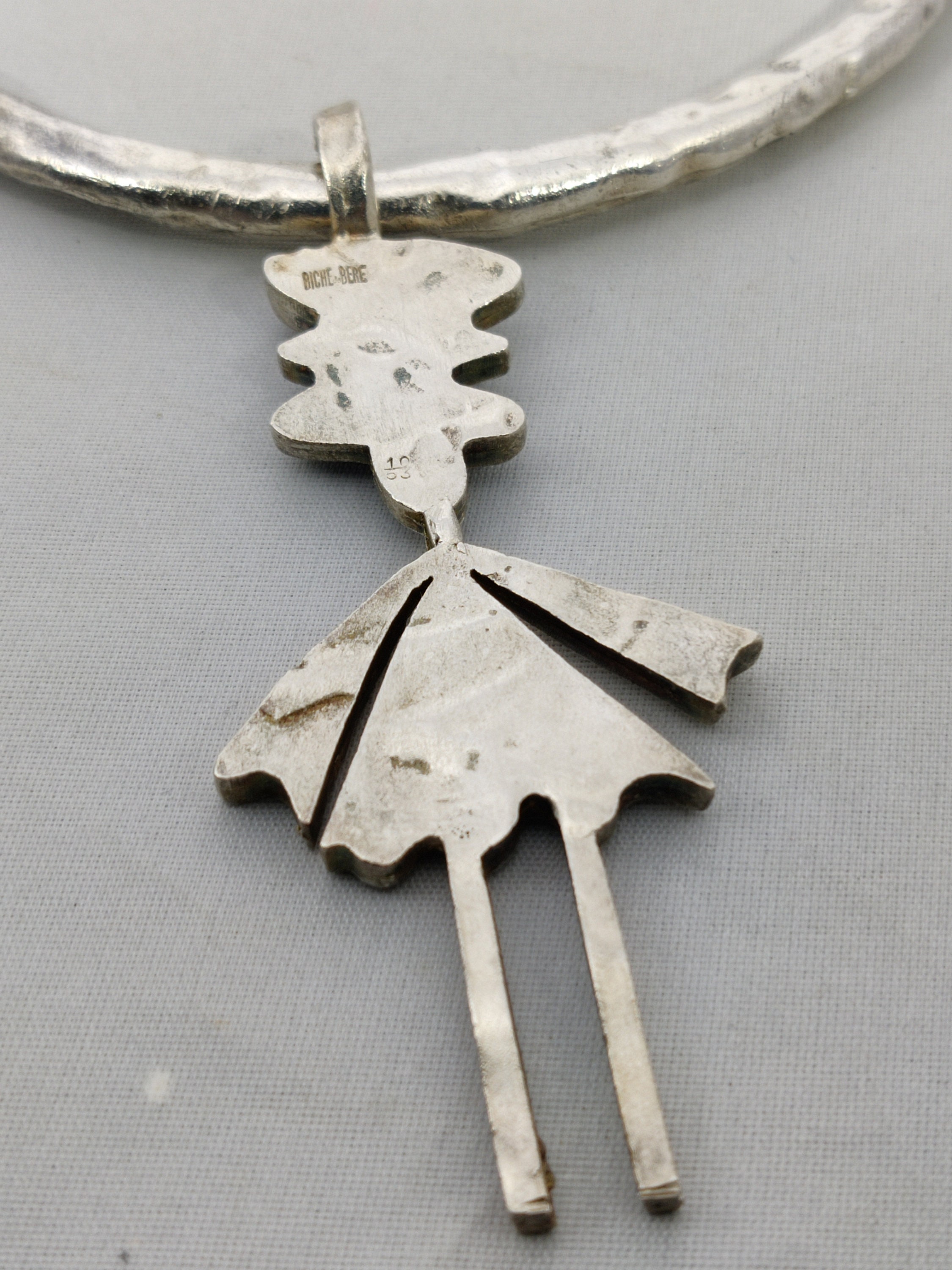 Collier Vintage Pendentif Articulé Biche De Bere - Métal Argenté - Très Bon état