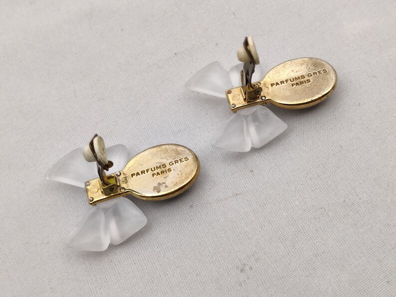 signed PARFUM GRES PARIS these vintage clip-on earrings in gold metal and satin glass image 5