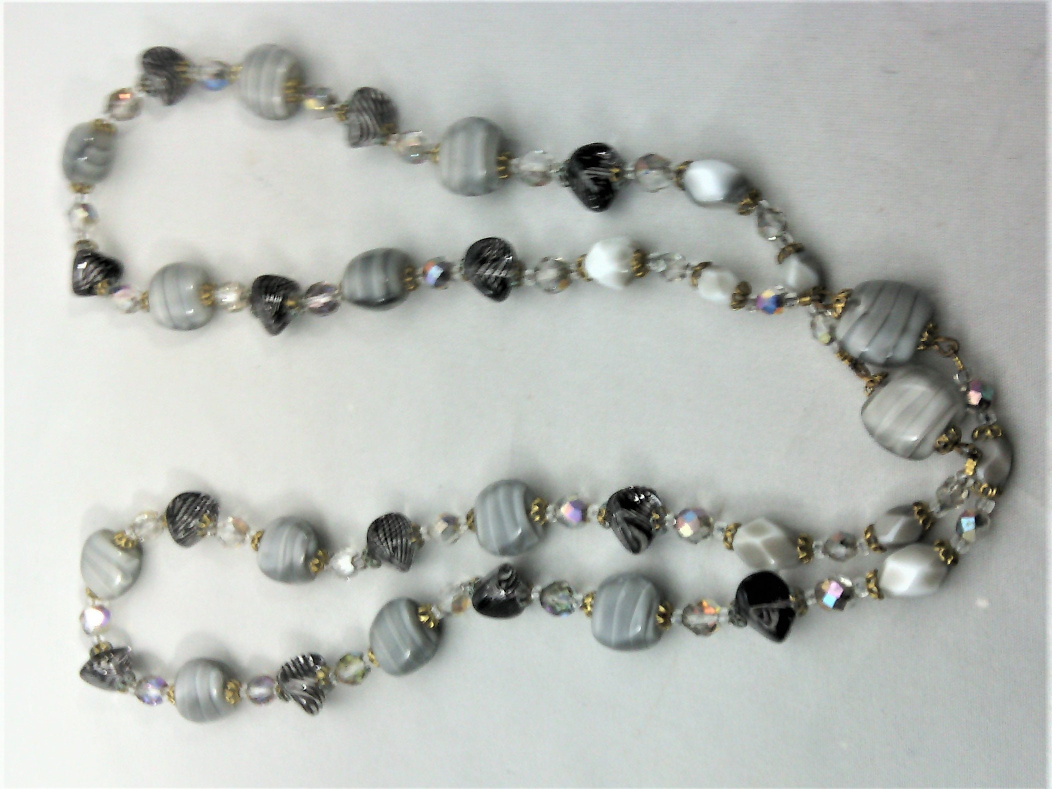 Long Collier Sautoir Vintage En Perles De Verre Bleu Turquoise Et Noir - Plus De 90 Cm