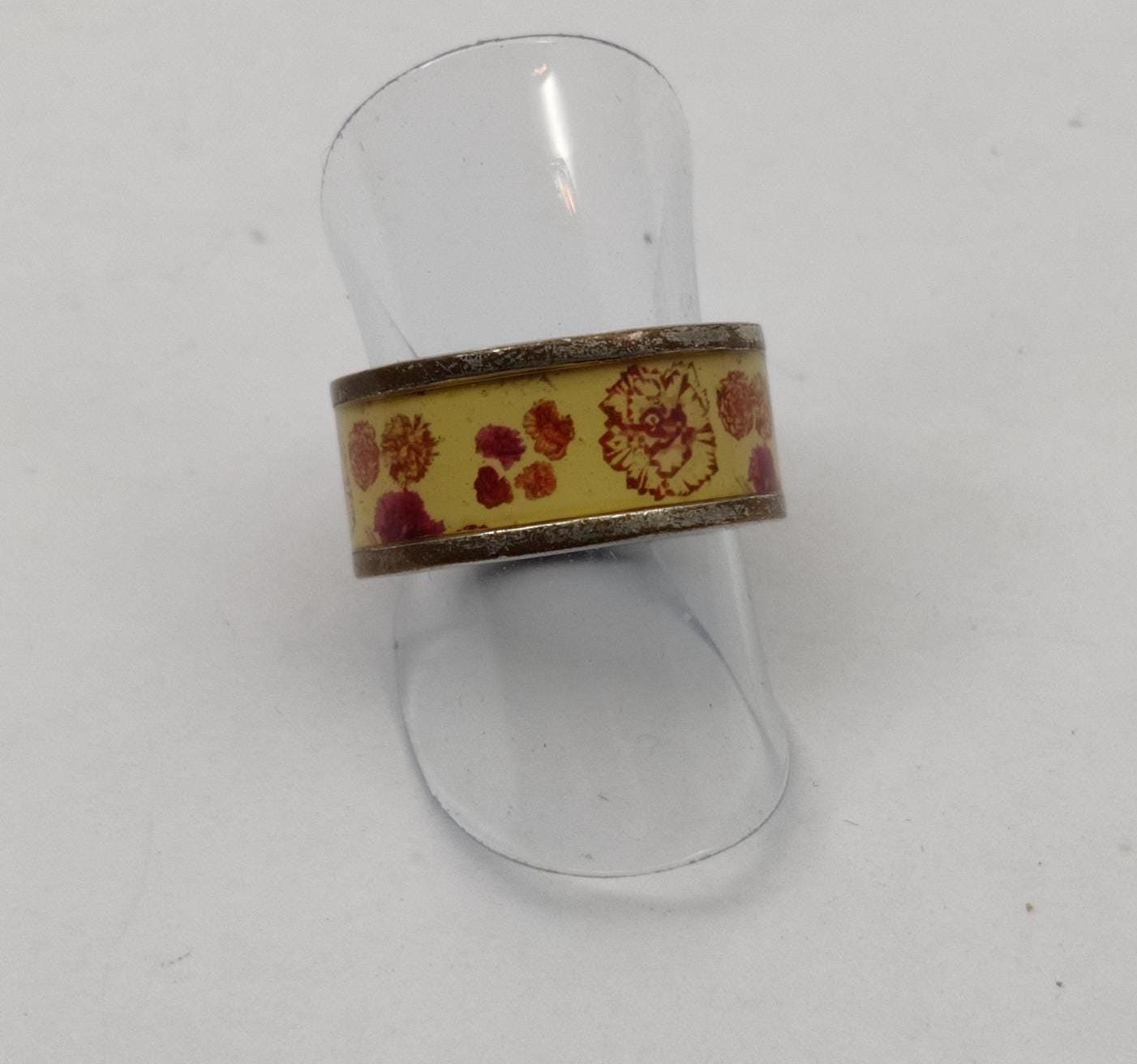 クリスチャンラクロワ　リング Signed CHRISTIAN LACROIX Vintage Ring in Floral Enamel on Silver