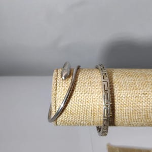 vintage solid silver bangle bracelet