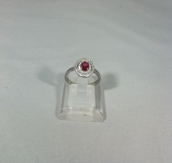 Bague Vintage En Or 18 Carats (750/1000) Sertie D'un Oxyde De Zirconium En Forme De Cœur - Taille 53, Ajustable