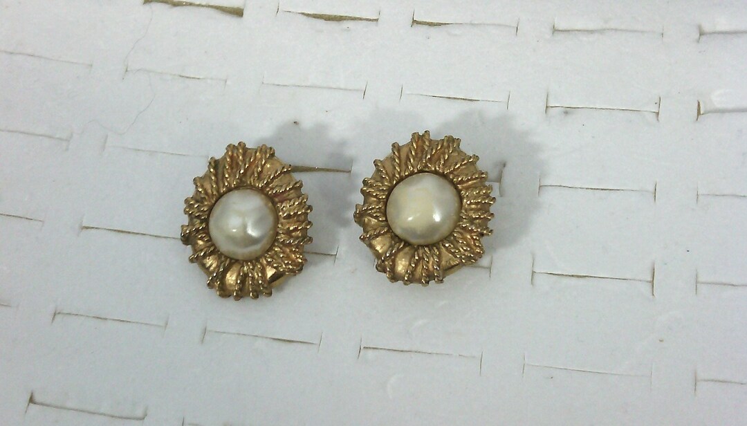 Boucles D'oreilles Vintage Très Couture - Doré Et Argenté, Fermoir Clips, Très Bon état