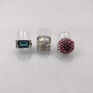 signed CAMILLE LUCIE vintage ring in silver metal and rhinestones or zirconium oxide