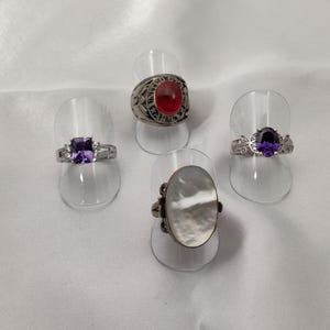 vintage ring on silver metal usa size 8.1/2 french size 58 diameter 18.5 mm