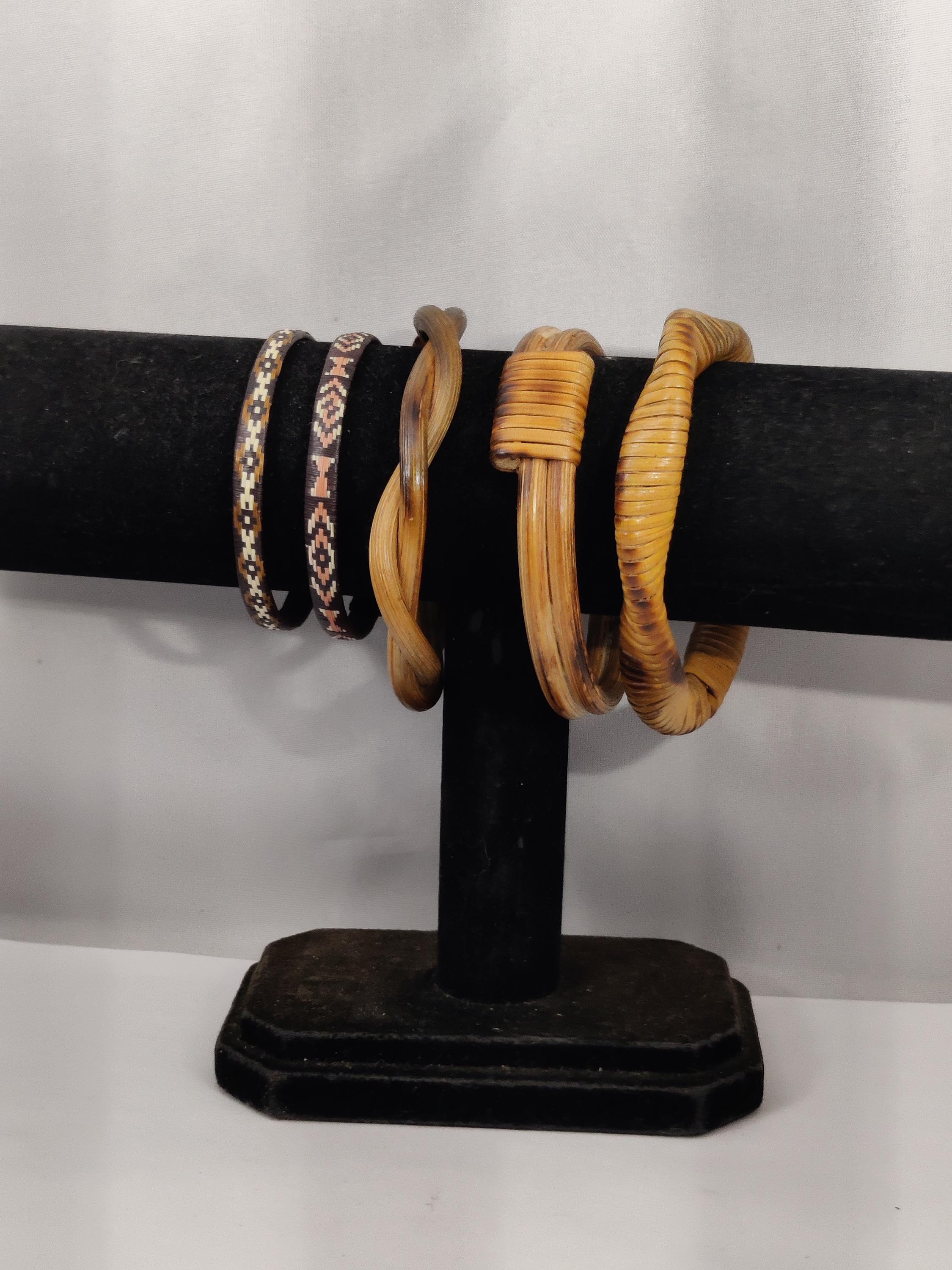 Bracelet jonc semi-ouvert Solitaire - Versailles